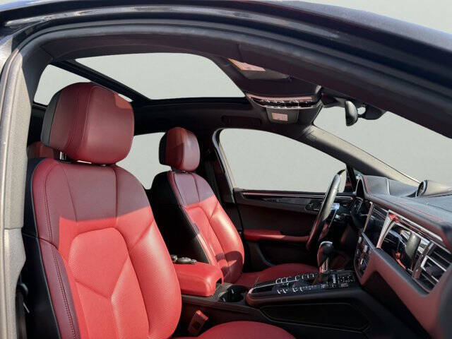 2020 Porsche Macan