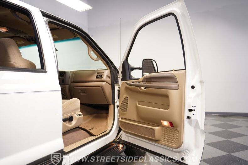 2002 Ford Excursion XLT