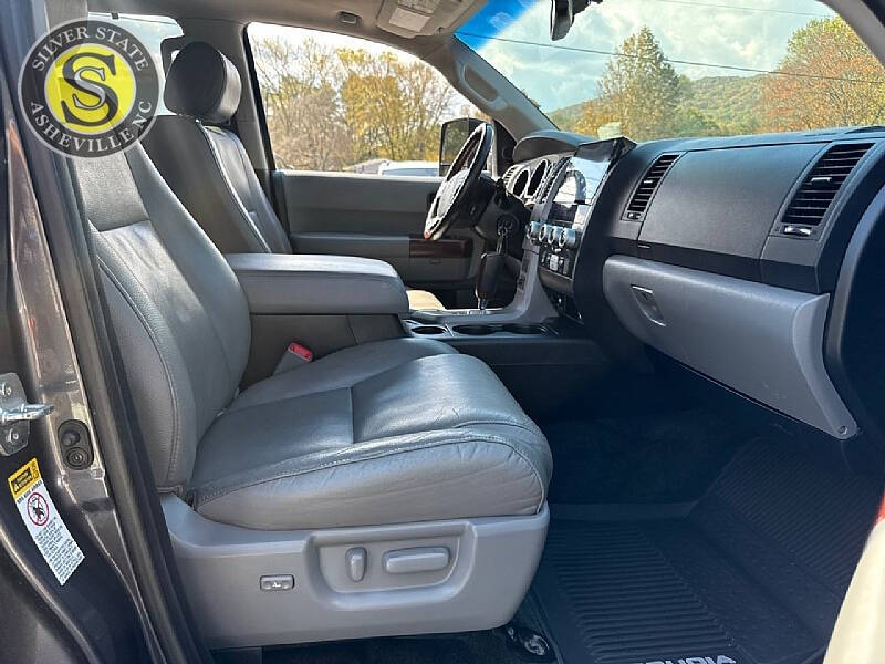 2012 Toyota Sequoia Platinum