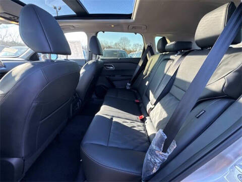 2025 Nissan Rogue Platinum