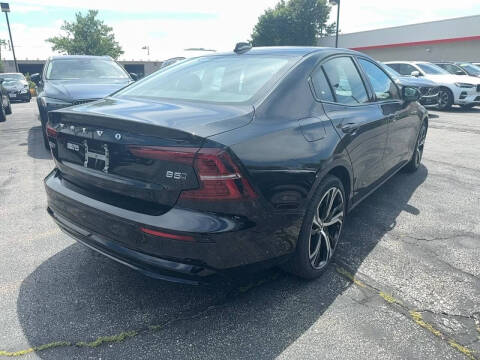 2025 Volvo S60 B5 Core