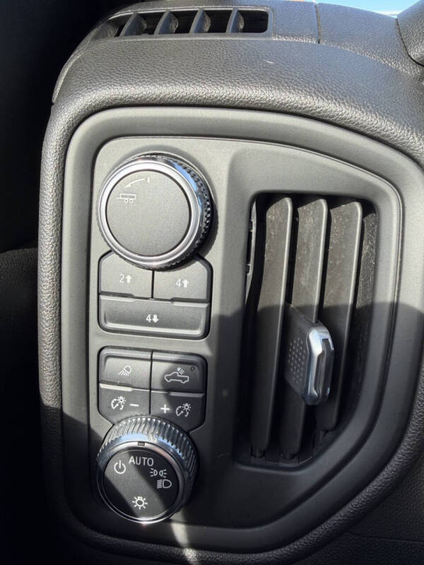 2024 GMC Sierra 3500HD Pro