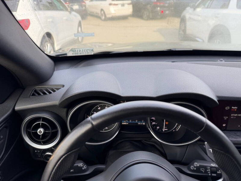 2022 Alfa Romeo Stelvio Sprint