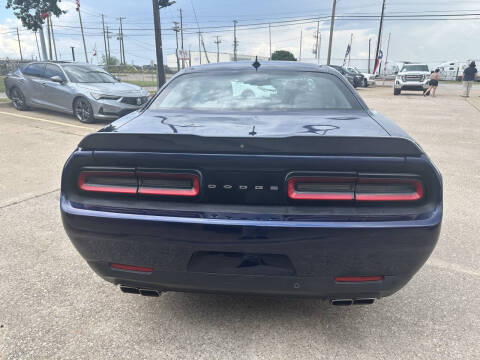 2015 Dodge Challenger R/T Plus