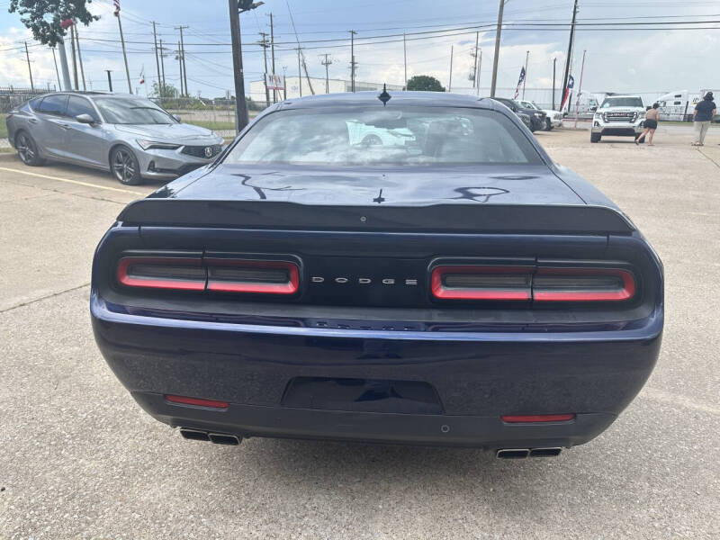 2015 Dodge Challenger R/T Plus