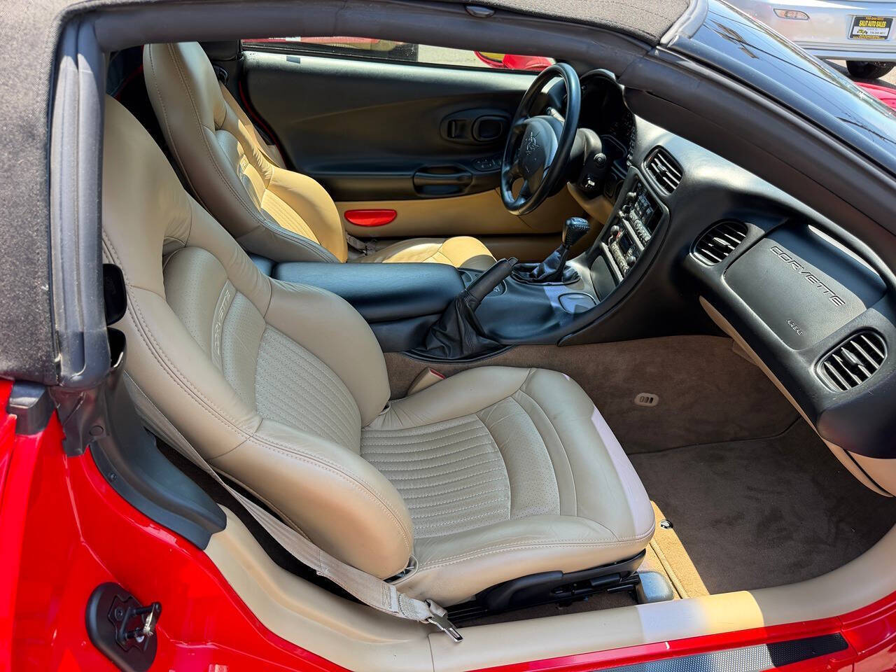 1999 Chevrolet Corvette 23