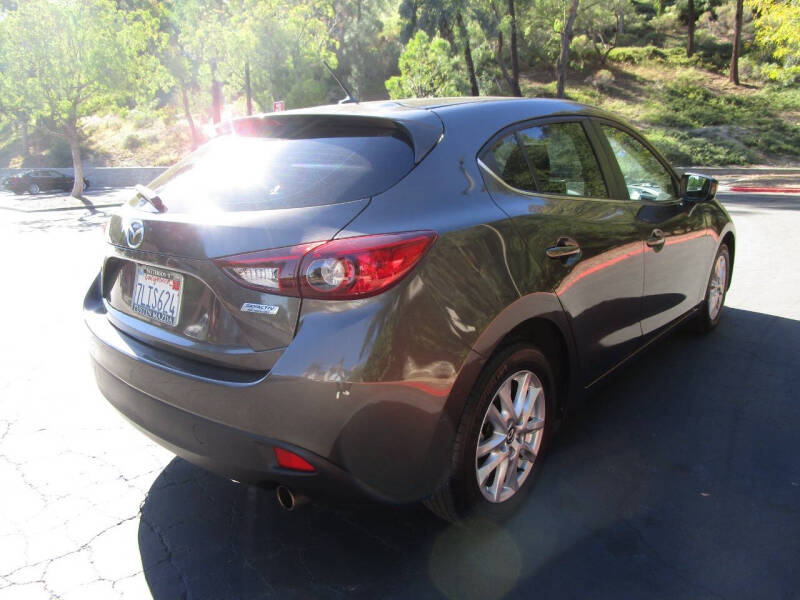 2015 Mazda MAZDA3 i Touring