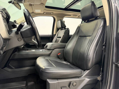 2023 Ford Expedition MAX XLT