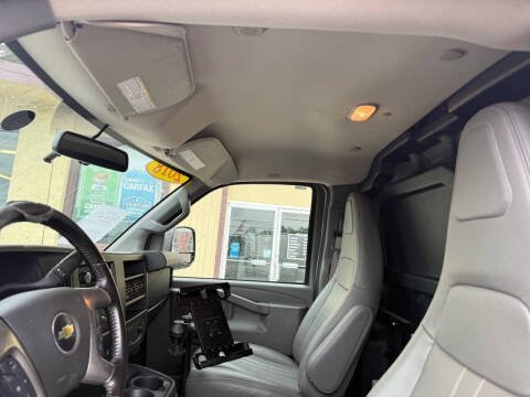 2018 Chevrolet Express 2500