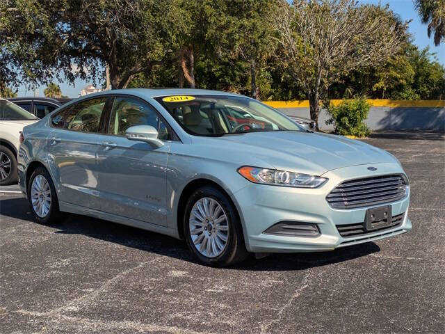 2014 Ford Fusion Hybrid SE