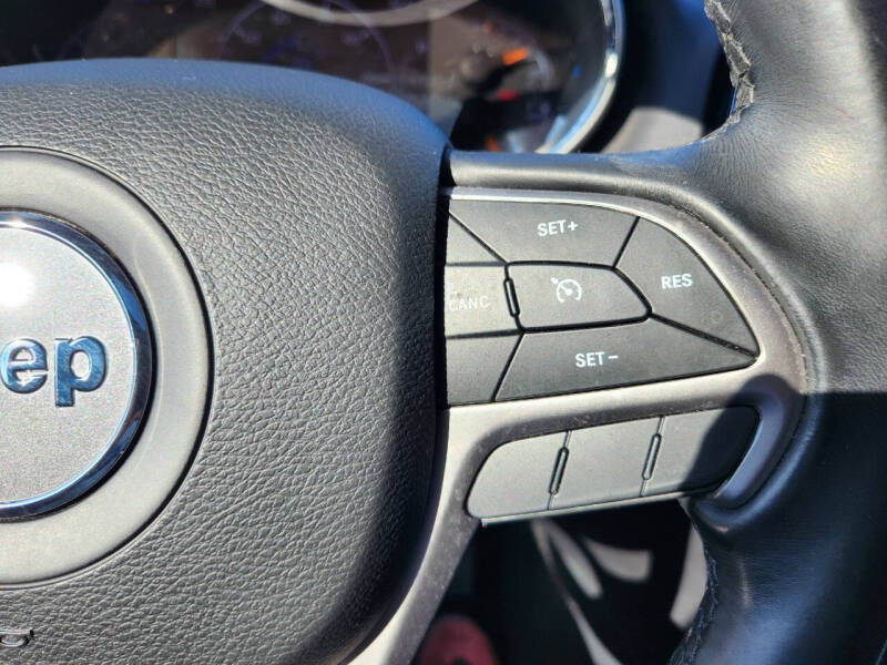 2020 Jeep Grand Cherokee Laredo E