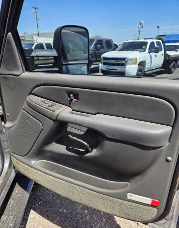 2005 Chevrolet Silverado 2500HD LS