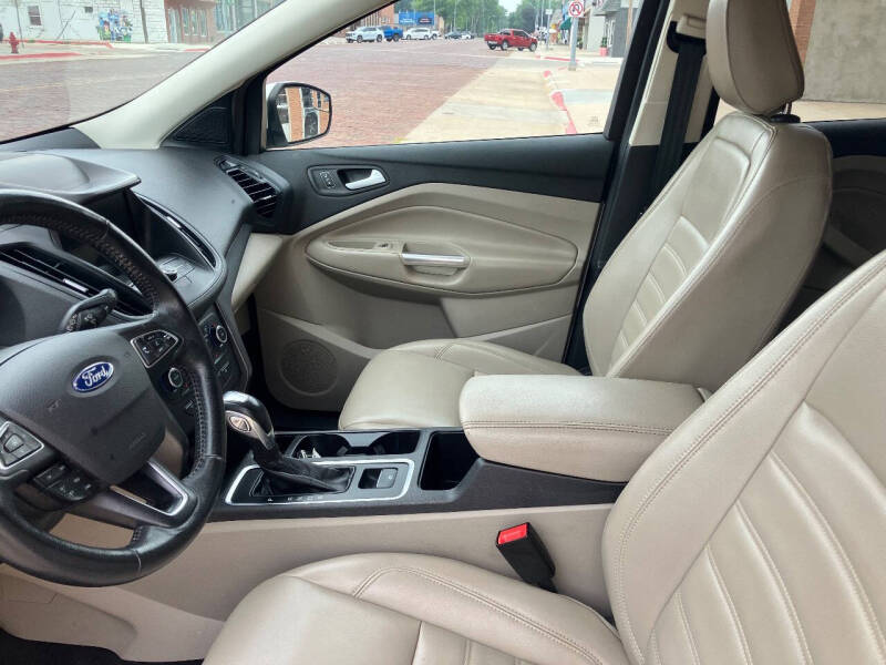 2019 Ford Escape SEL