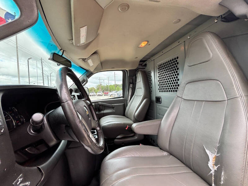2017 Chevrolet Express 2500