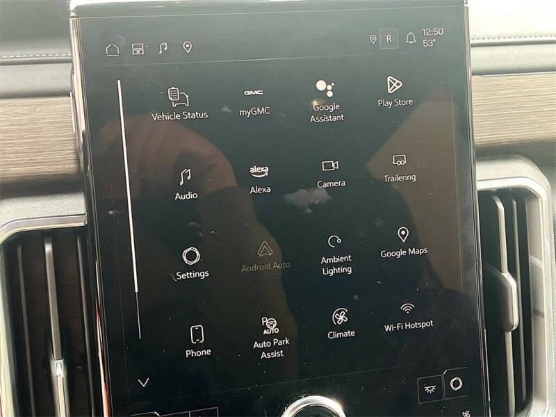 2025 GMC Acadia Denali