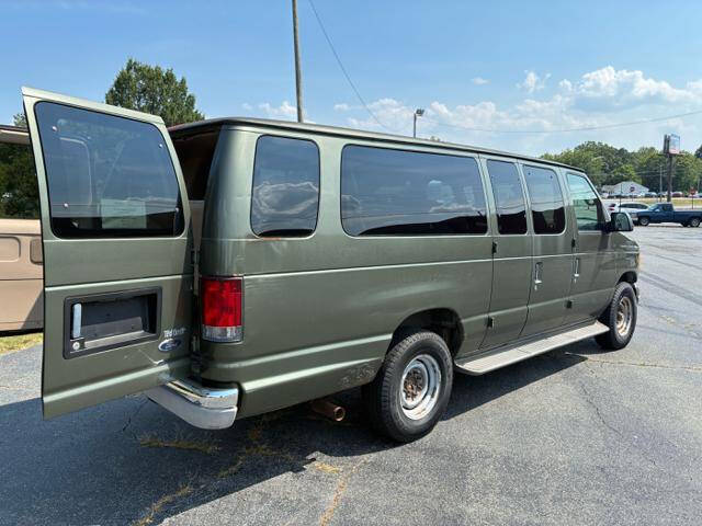 2002 Ford E-Series