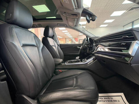 2022 Audi Q7 quattro Premium Plus 55 TFSI