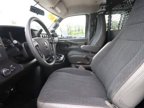 2025 GMC Savana 2500
