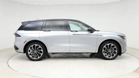 2024 Lincoln Nautilus Hybrid Reserve