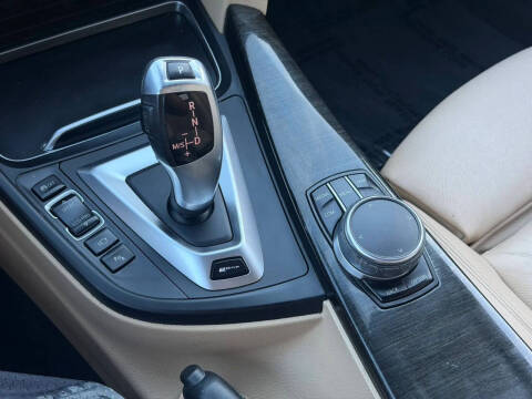 2017 BMW 3 Series 330e iPerformance