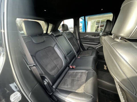 2022 Jeep Grand Cherokee Altitude