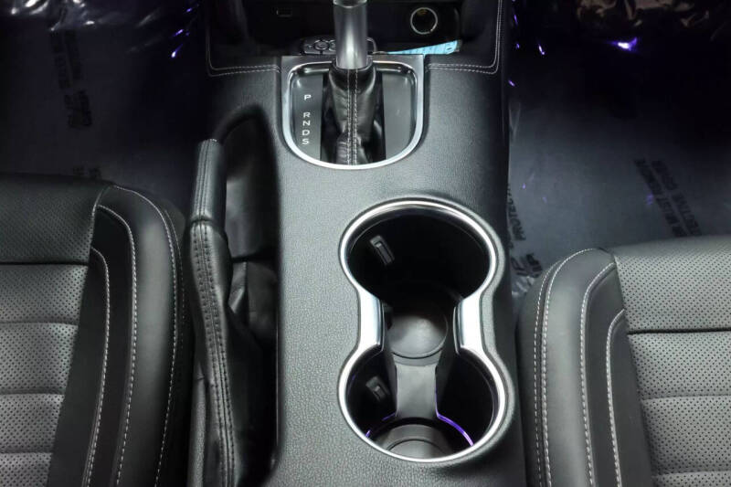 2022 Ford Mustang Mach 1