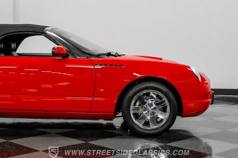 2003 Ford Thunderbird