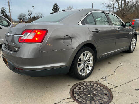2012 Ford Taurus SEL