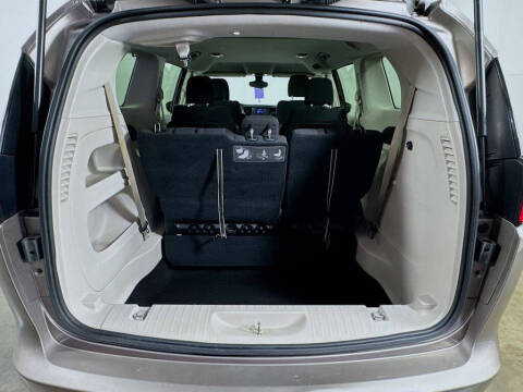 2017 Chrysler Pacifica LX