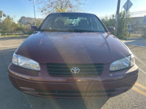 1997 Toyota Camry LE V6