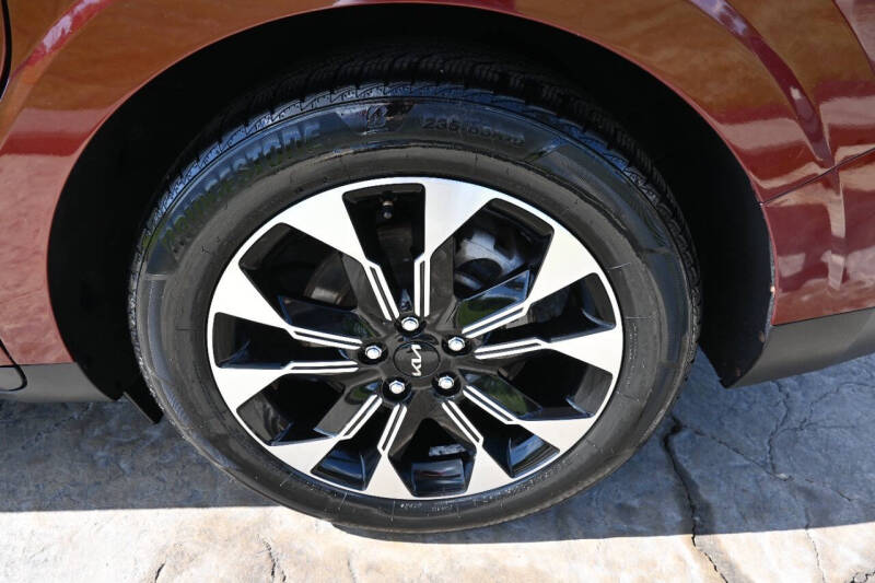 2022 Kia Carnival EX