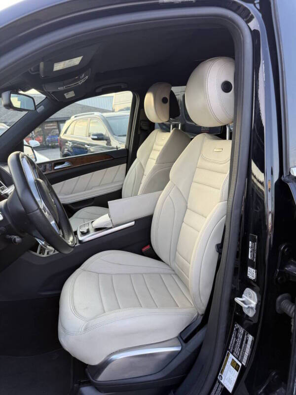 2015 Mercedes-Benz GL-Class GL 63 AMG