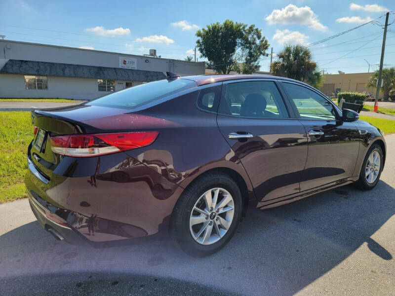 2018 Kia Optima LX