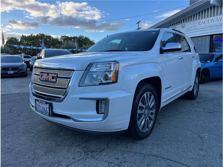 White 2017 GMC Terrain Denali AWD Denali 4dr SUV 1