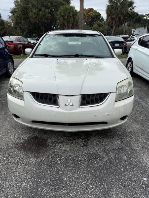 2005 Mitsubishi Galant for sale at ROYALTON MOTORS in Plantation FL