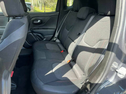 2022 Jeep Renegade Trailhawk