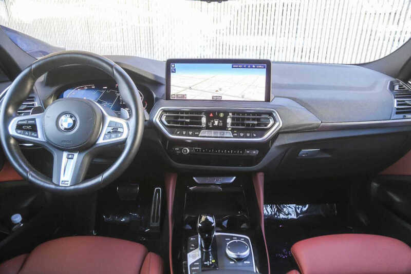 2024 BMW X4 xDrive30i