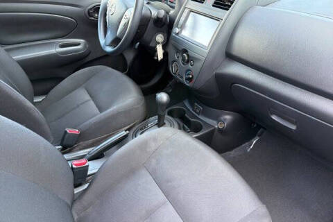 2019 Nissan Versa S Plus