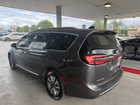 2021 Chrysler Pacifica Hybrid Limited