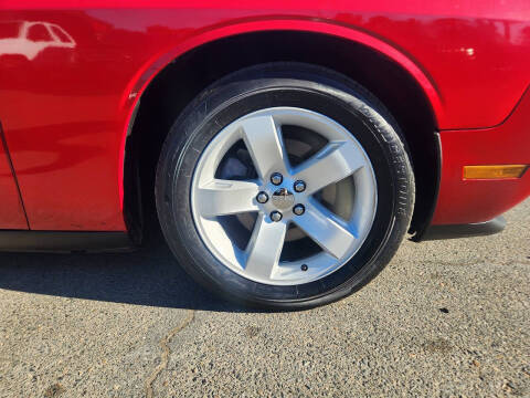 2012 Dodge Challenger SXT