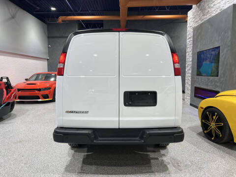 2024 Chevrolet Express 2500