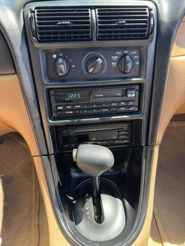 1998 Ford Mustang