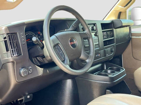 2025 GMC Savana 2500