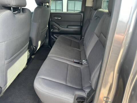 2022 Nissan Frontier S