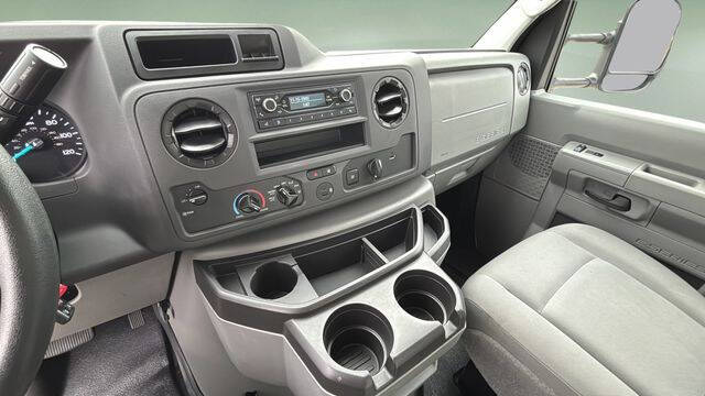 2024 Ford E-Series