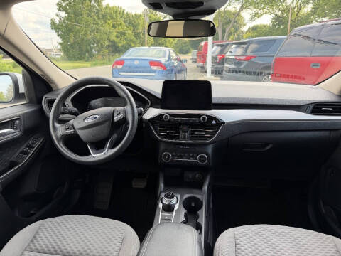 2020 Ford Escape SE