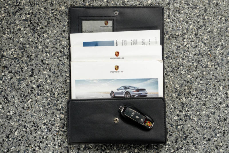 2016 Porsche 911 Turbo S