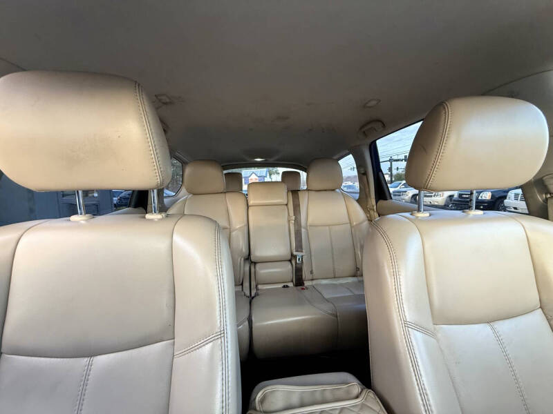 2017 Nissan Pathfinder SL