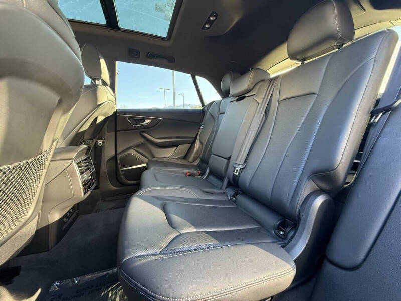 2021 Audi Q8 quattro Premium Plus 55 TFSI