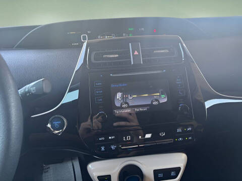 2017 Toyota Prius Two